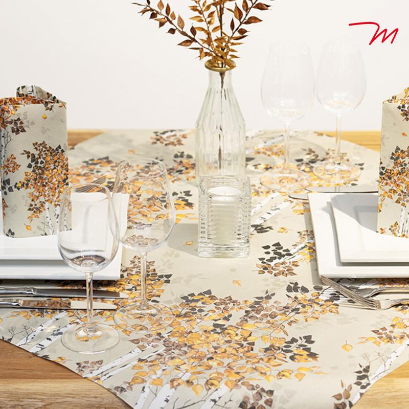 Mitteldecke Beige mit Herbstmotiv 80x80cm