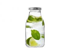 Flaschen & Dosen aus PET & Glas