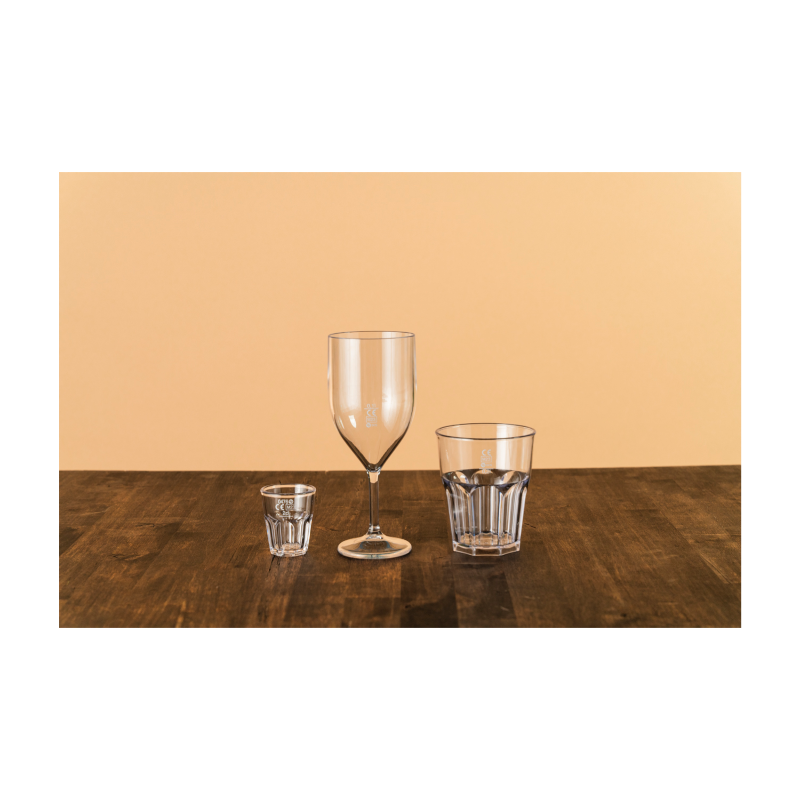 transparentes Mehrwegglas für Veranstaltungen mit Füllvermögen 240ml - bei 200ml Eichstrich