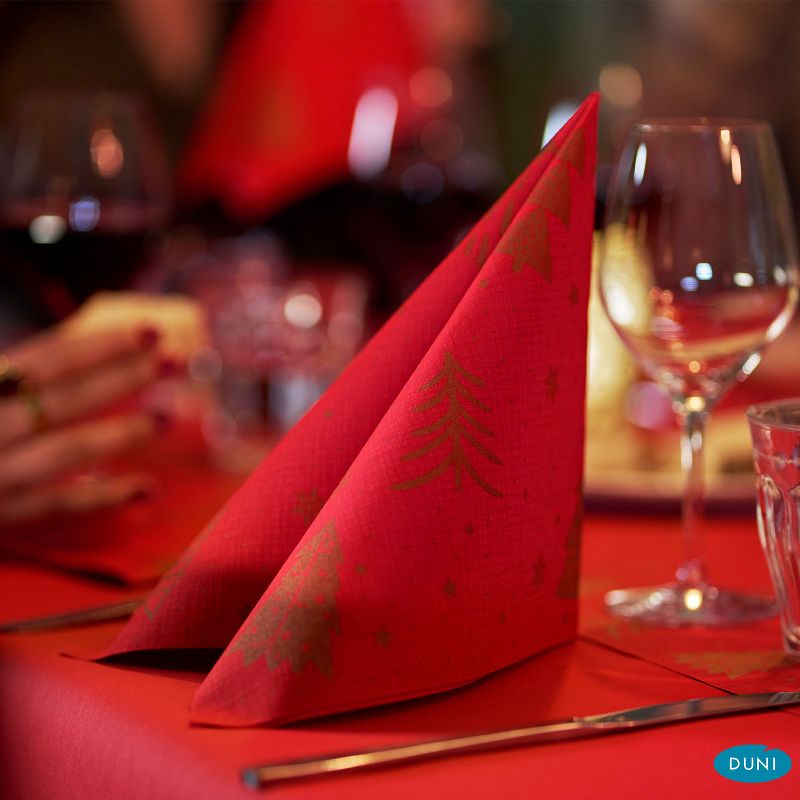 Weihnachtliche Serviette Shimmer Trees, 1/4 Falz, für Gastronomie