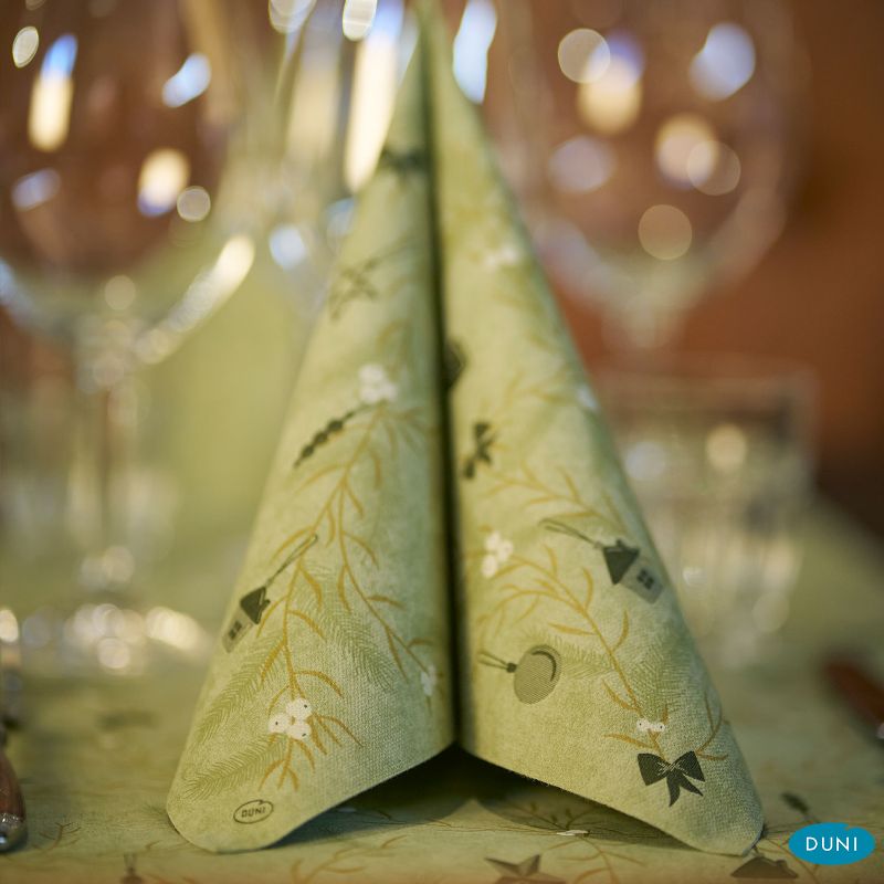 Serviette Noel Pistachio 40x40cm, 1/4 F, Bio Dunisoft Grüne Serviette mit winterlichem Dekor für besondere Anlässe
